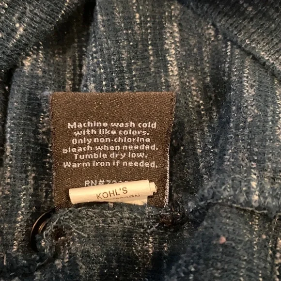 Marc Anthony Dark Blue Long Sleeve Henley. Size M. Slim Fit. - Picture 10 of 10